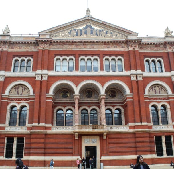 Victoria & Albert Museum - Vertex